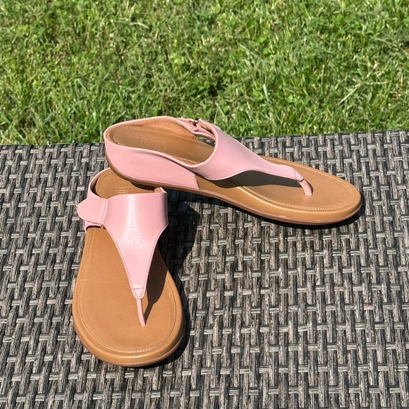 Fitflop Pink and Tan Sandals T-Strap Comfort - Picture 3 of 6